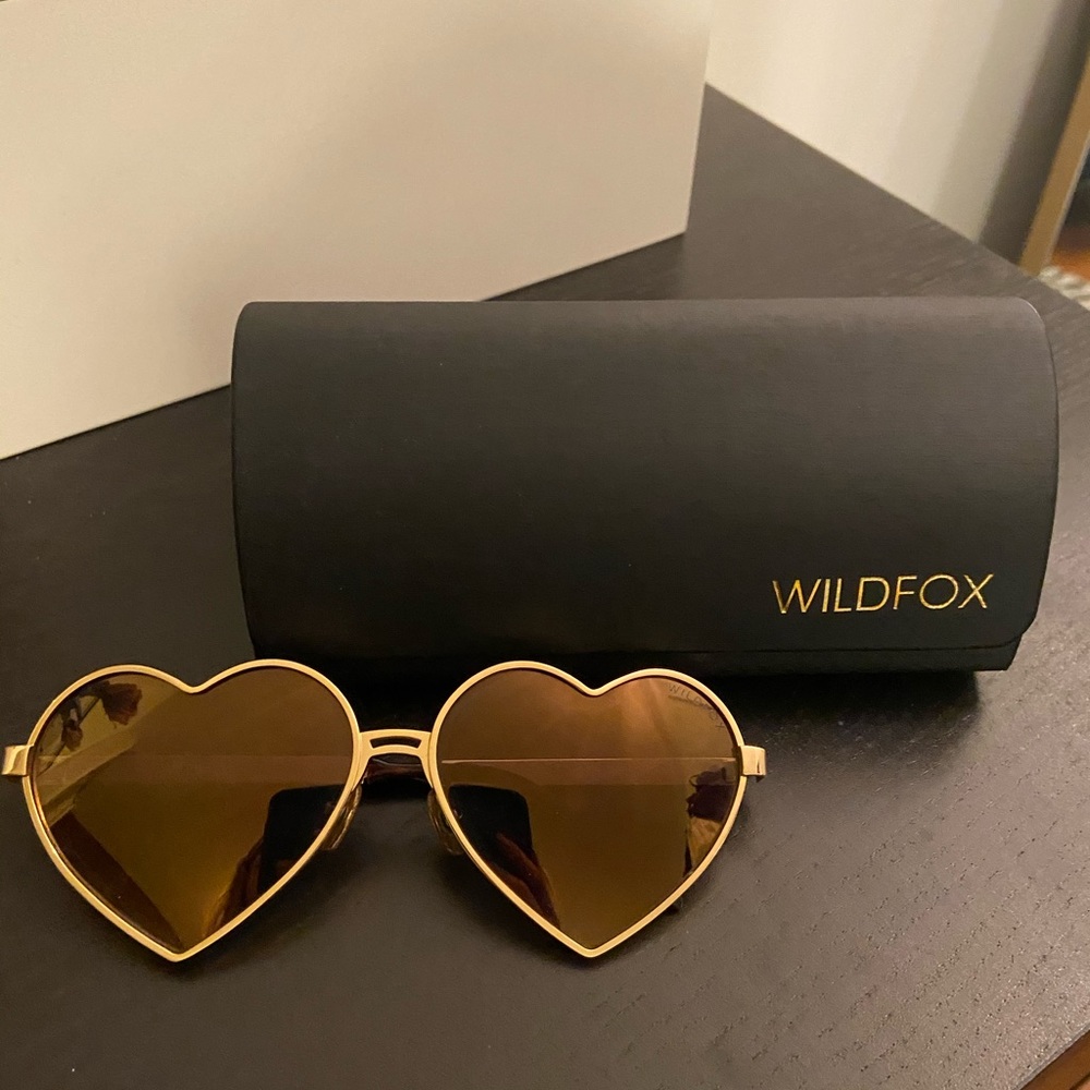 Wild fox Gold heart sunglasses